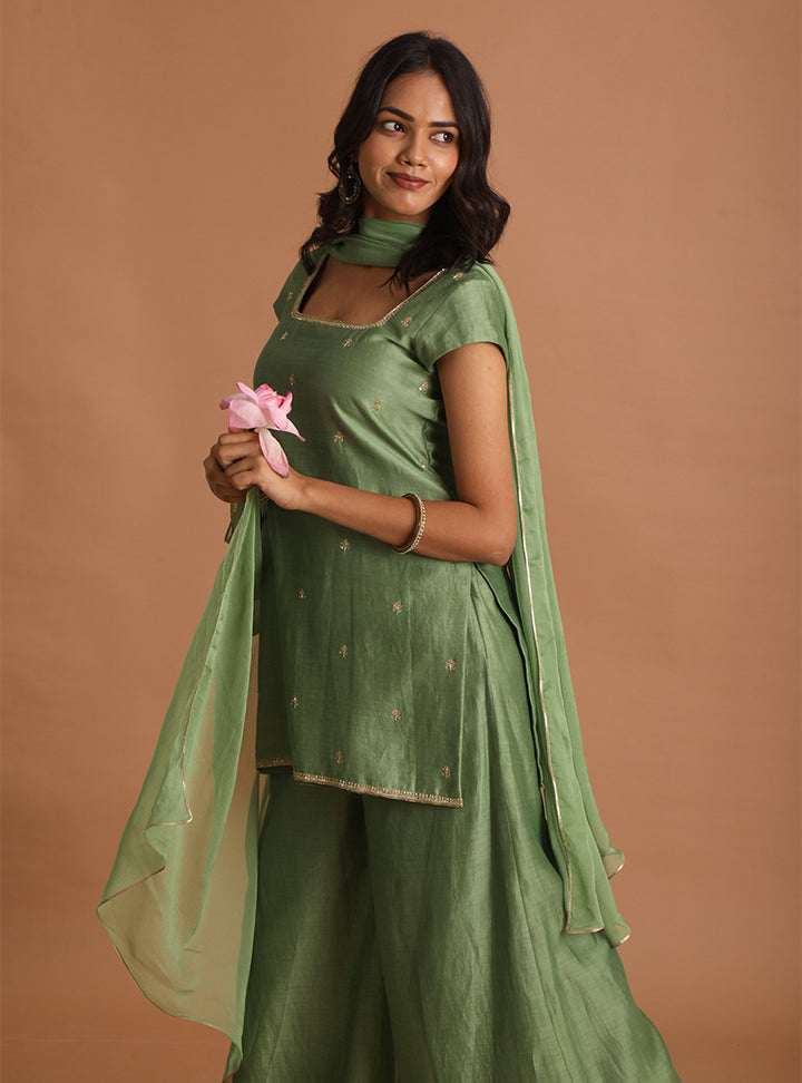 Roop kurta set
