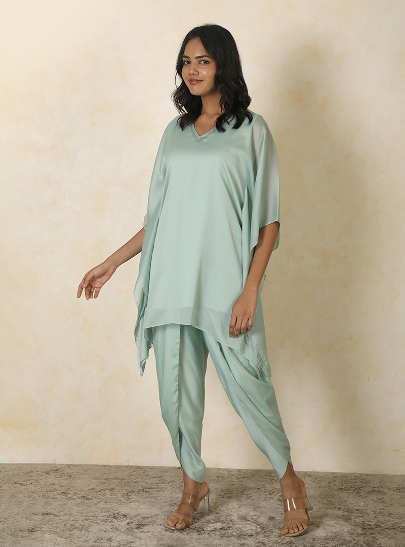 Kaftan with dhoti pants green