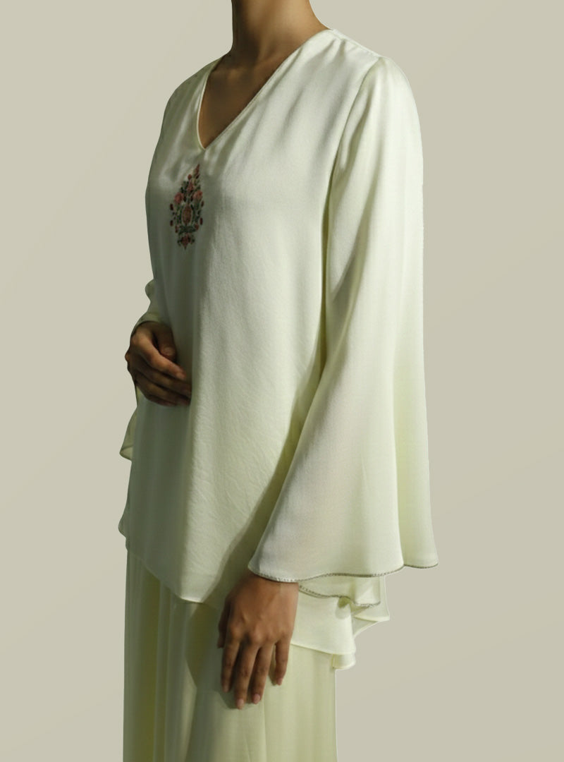 Pankhudi Kurta Set